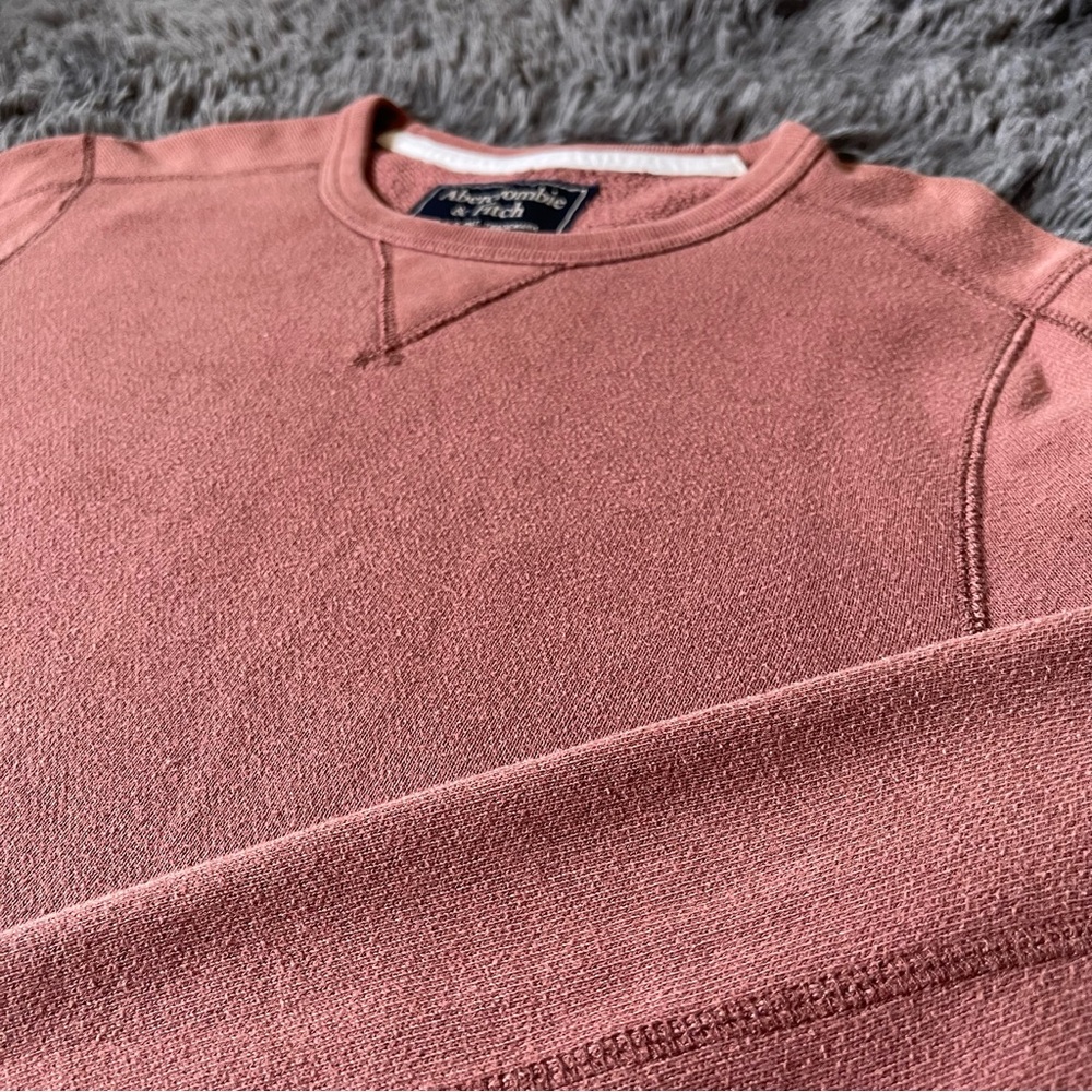 Abercrombie & Fitch Burgundy Crewneck Sweater - Picture 3 of 7